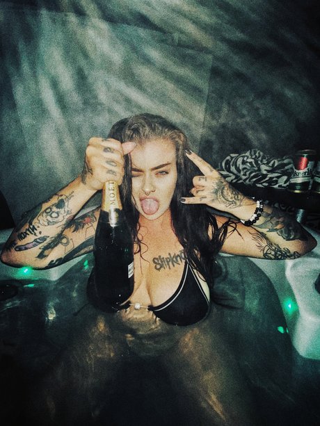 simona erotic pornstar galleries