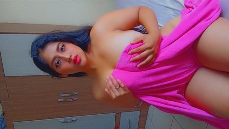 110219_ hot model pic