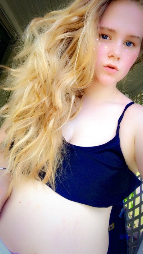 Shannon Eaton model pretty photo