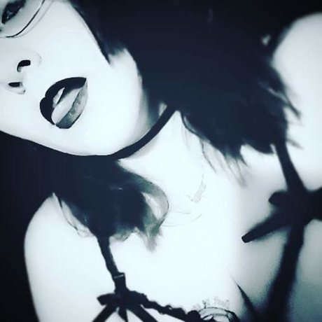 Thickthighsgreeneyes pornstar top pic