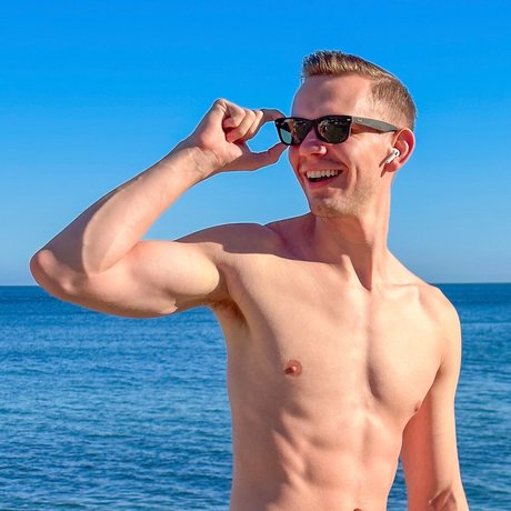 Tyler Dantuma porn model img