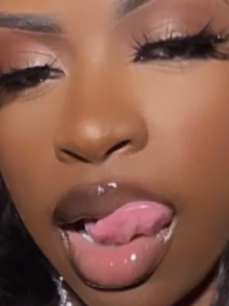 Bunny Tat_ sex model images