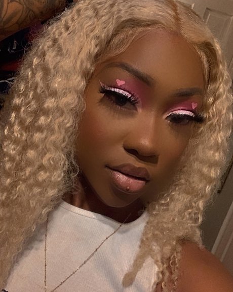 ebony midget onlyfans nice pictures