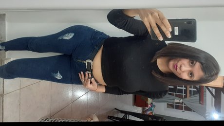 Florxxxi_ model pretty img