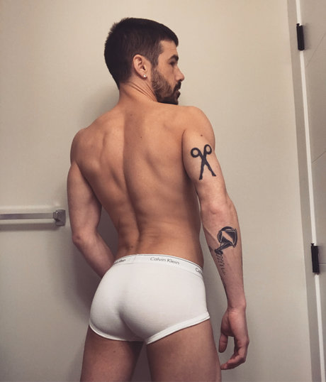 Otis Scant model free gallery