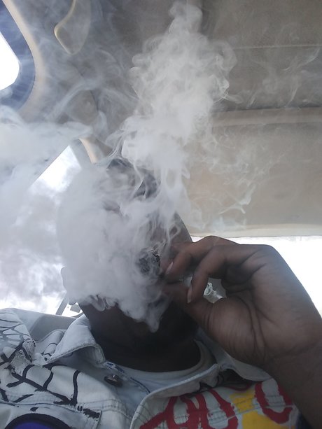 Ikebike model nude picture