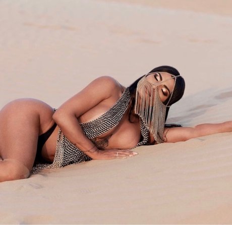 im aphrodite pornstar nude image