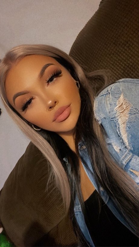 g cup tits onlyfans free naked picture