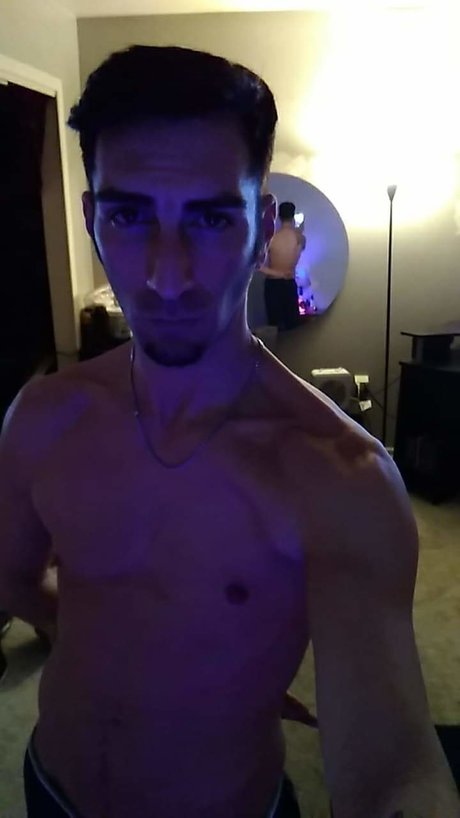 Kylo model adult picture