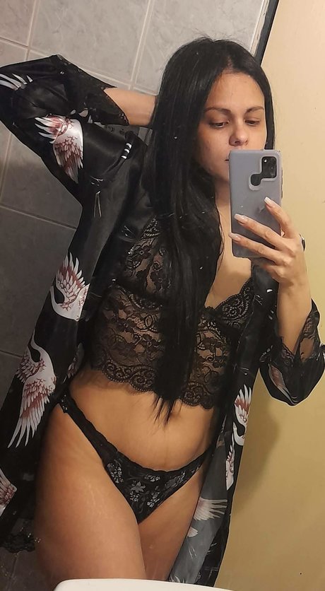 dayanis estaba sexy model photos