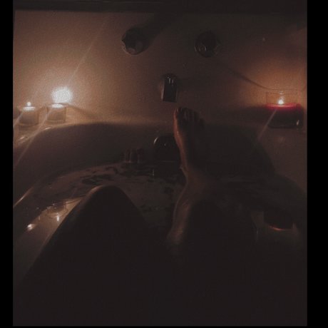 Thick amp amp Tatted pornstar sexy photo