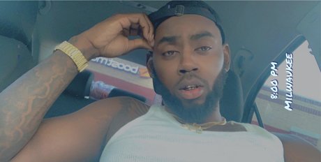 The Colossus Of Clout model pictures