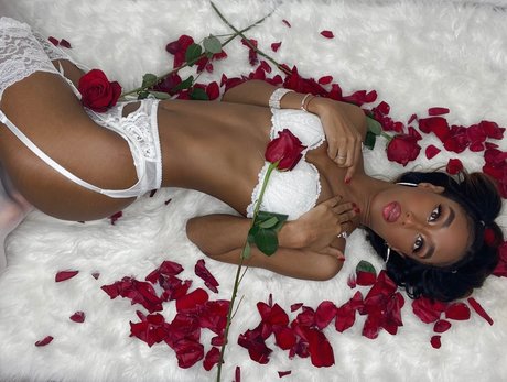 Goddess Vida Femdom pornstar beautiful images