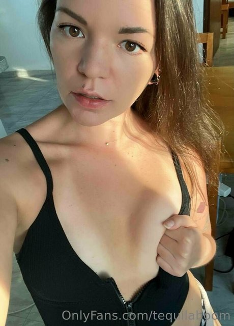 asian brunette onlyfans beautiful porn photo
