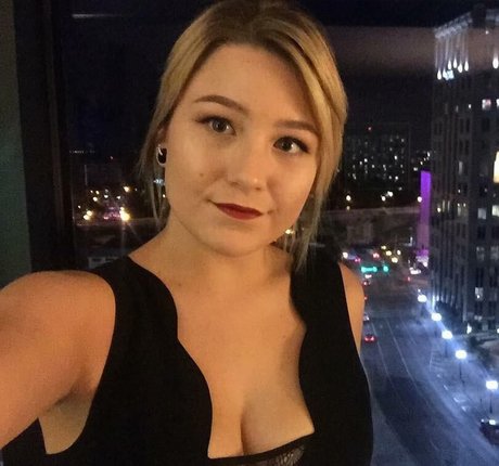 Fooya high quality actress photo