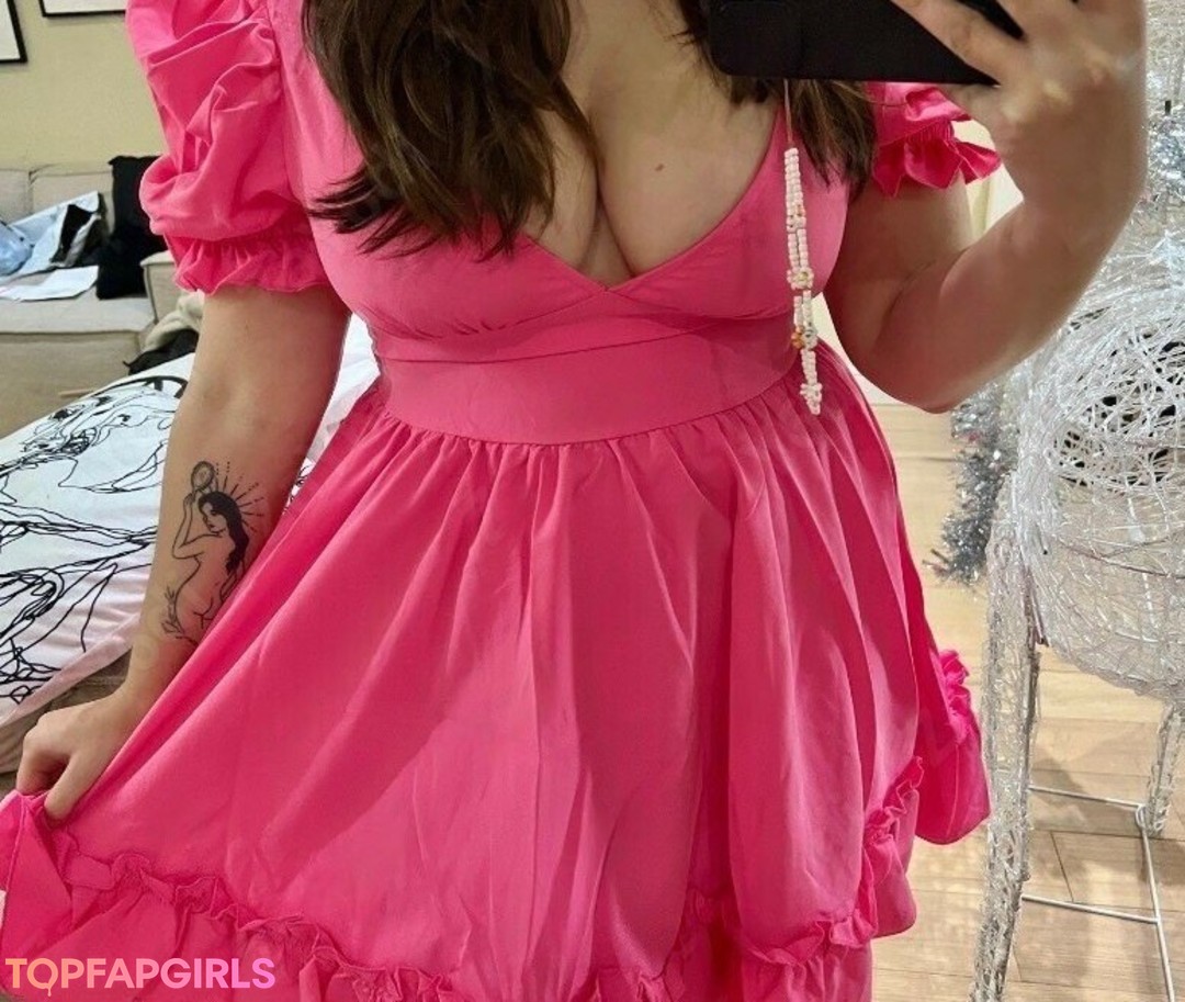 Kirsty Wells star art photos