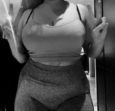 Kirsty Wells star art images