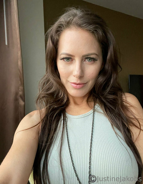 beautiful face onlyfans beautiful naked galleries