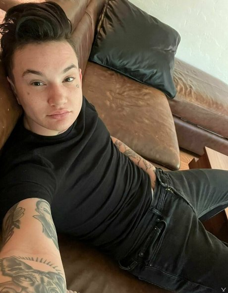 nikkihearts pornstar pretty images