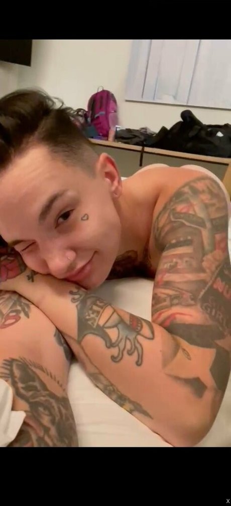 nikkihearts porn star img