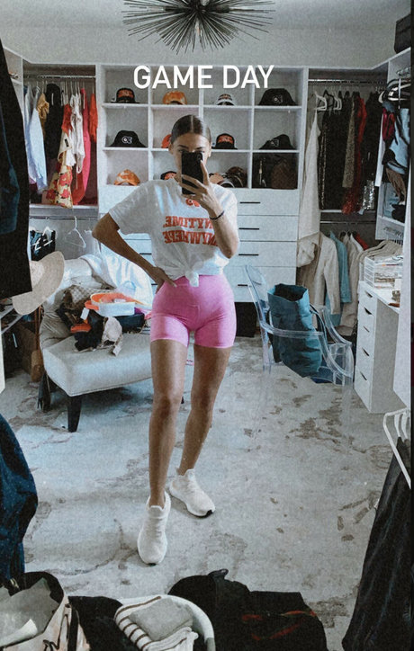 arab muscle onlyfans sexy image