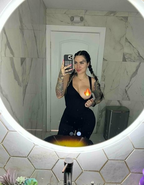 free karmen pornstar erotic picture