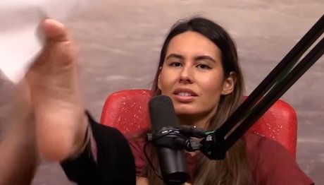 Khalyla Kuhn pretty actress img