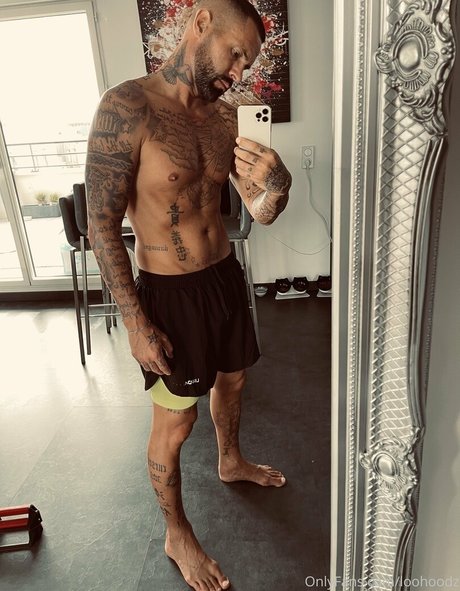 loohoodz exclusive pornstar galleries