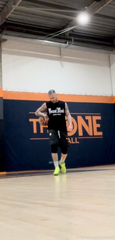 loohoodz model pretty image