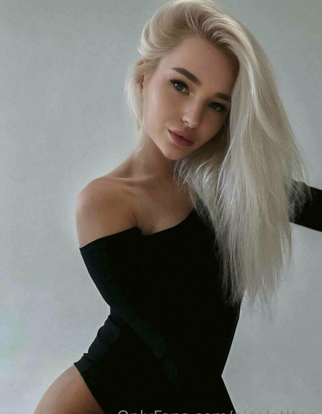 perky tits onlyfans beautiful xxx pictures