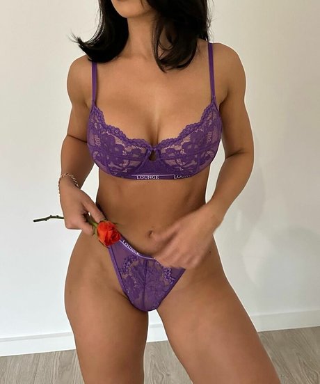 strip nude onlyfans xxx image