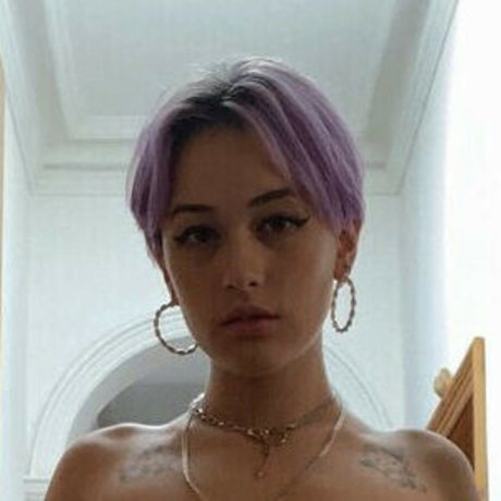 blonde natural onlyfans sexy images