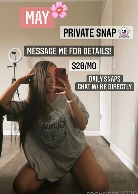 Keriii00 pornstar nude image