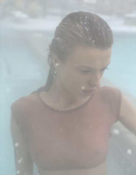 Love Moxxi star porn archive