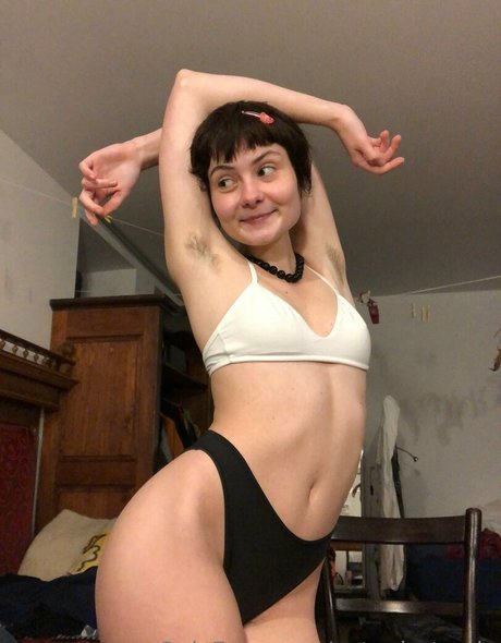 cutepirate vip erotic model images