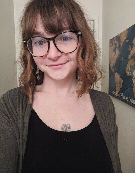 fat ass asian onlyfans nude image