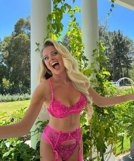 sexy ladyboy onlyfans beautiful xxx pics