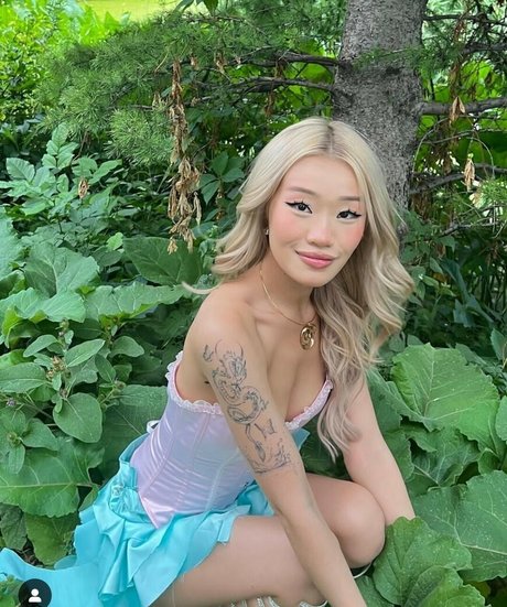 babeychar xxx pornstar pics