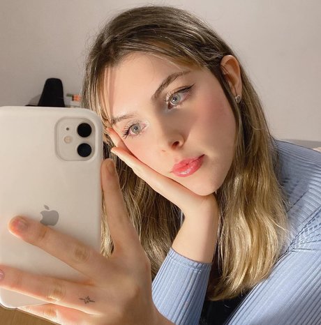 eating onlyfans best pic