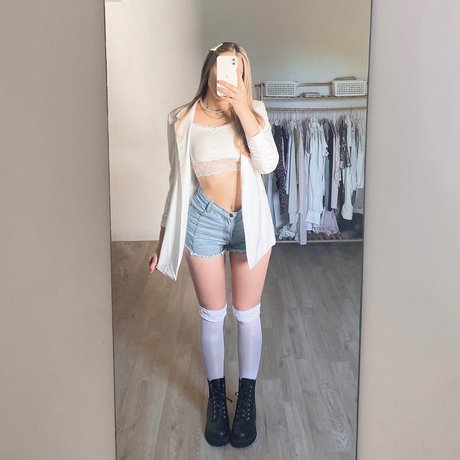 Olivia Herdt pornographic star image