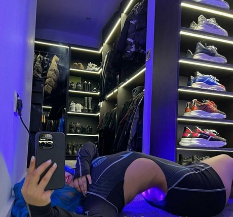 crossdresser onlyfans beautiful picture