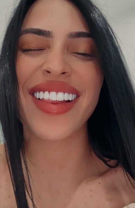 roselinllanes pretty actress pics