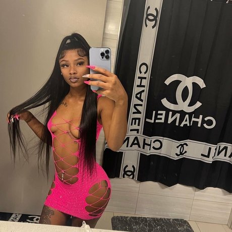 fineasssstv star sex gallery