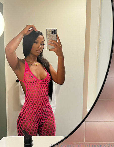 fineasssstv beautiful pornstar archive