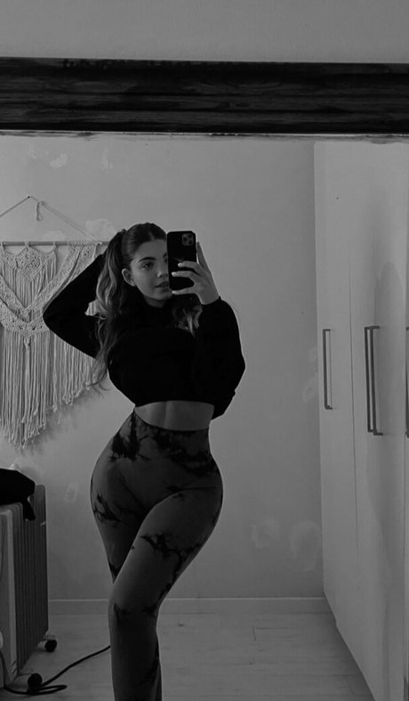 actress onlyfans beautiful naked archive