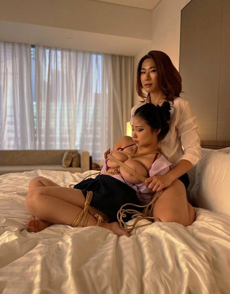 Aerie Rei star pornographic pic