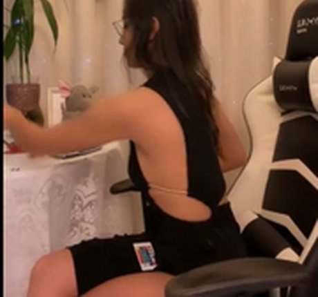 Pamm Bigo hd pornstar img