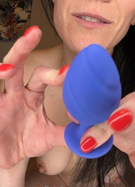 kalimarana star sexy pic