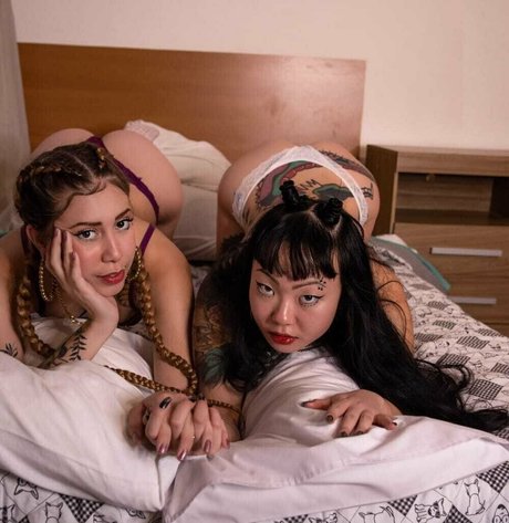 big tits mom onlyfans sexy nude photo