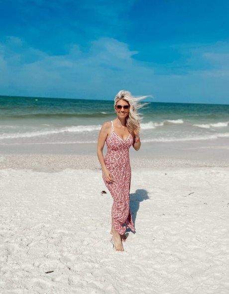 Liz Wheeler star free images